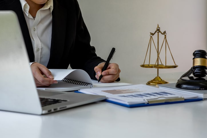 Choose the Right Lawyer for Personal Injury